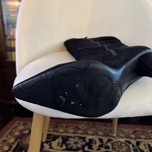 Kenneth Cole "GO OUT" Suede RIDING Boots, Color BLACK SIZE 10 MEDIUM - Picture 5 of 11